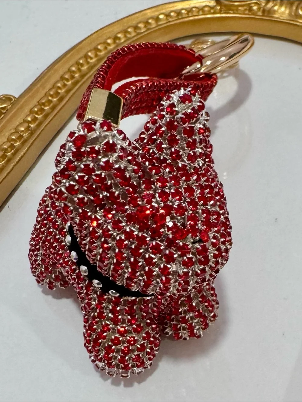 unbranded eye catching